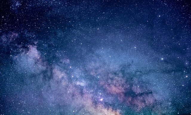 Co gryzie w nocy w domu?