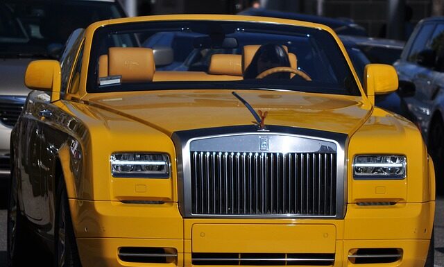 Czy Rolls Royce należy do BMW?