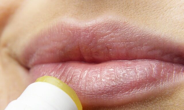 Czy żarówką promieniuje UV?