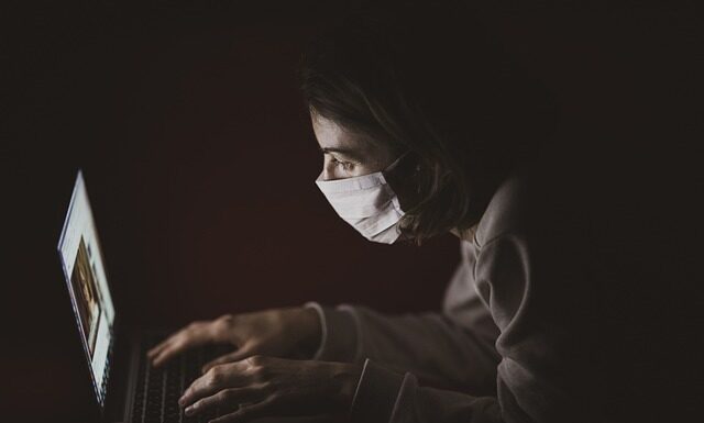 Jaka powinna być odległość lampy LED od rośliny?